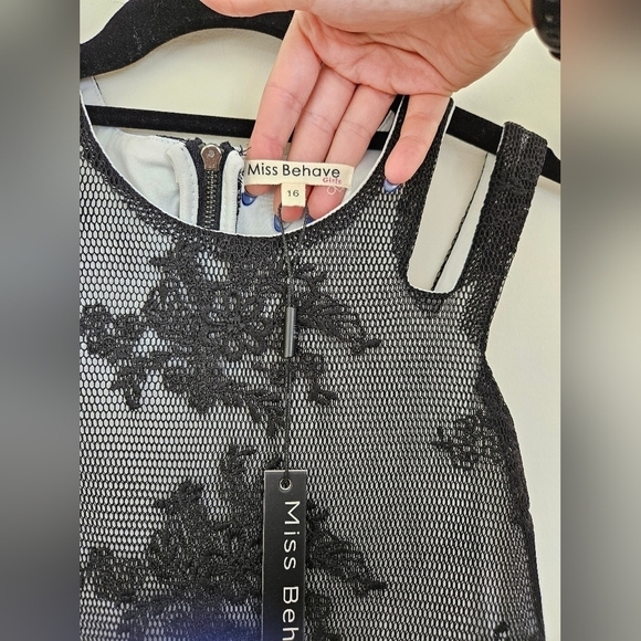 Miss Behave Girls' Adrianna Embroidered Mesh Dress NWT - Picture 9 of 10